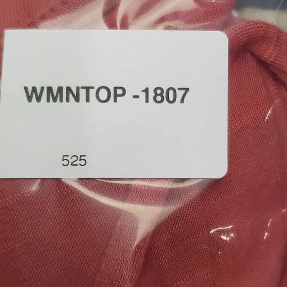 Maurices Medium Multi-Color SS Shirt - Picture 8 of 8